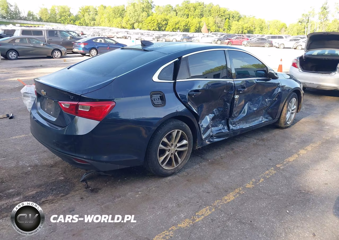 2017 Chevrolet Malibu 1Lt VIN:1G1ZE5ST8HF126427 - 4