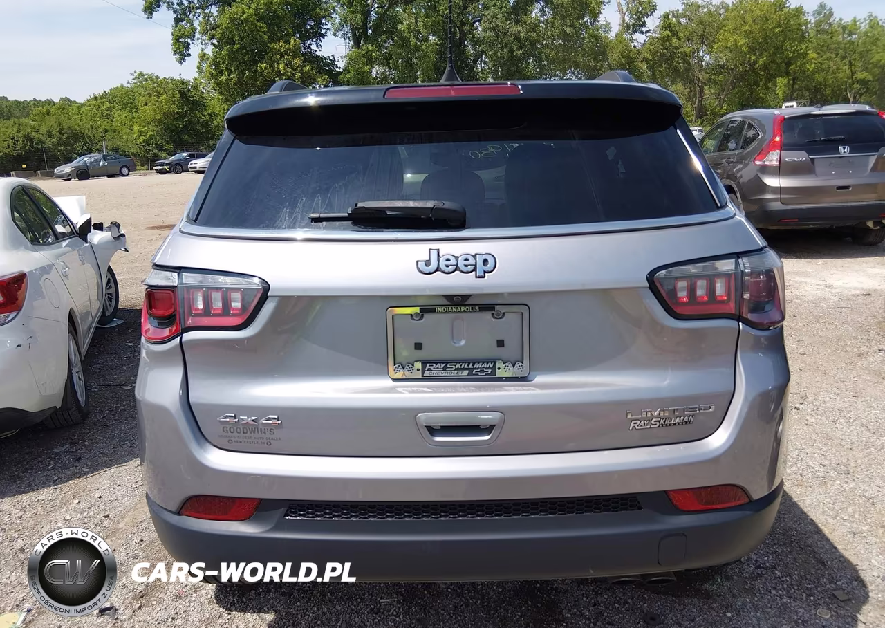 2018 Jeep Compass Limited 4X4 VIN:3C4NJDCB0JT246042 - 16
