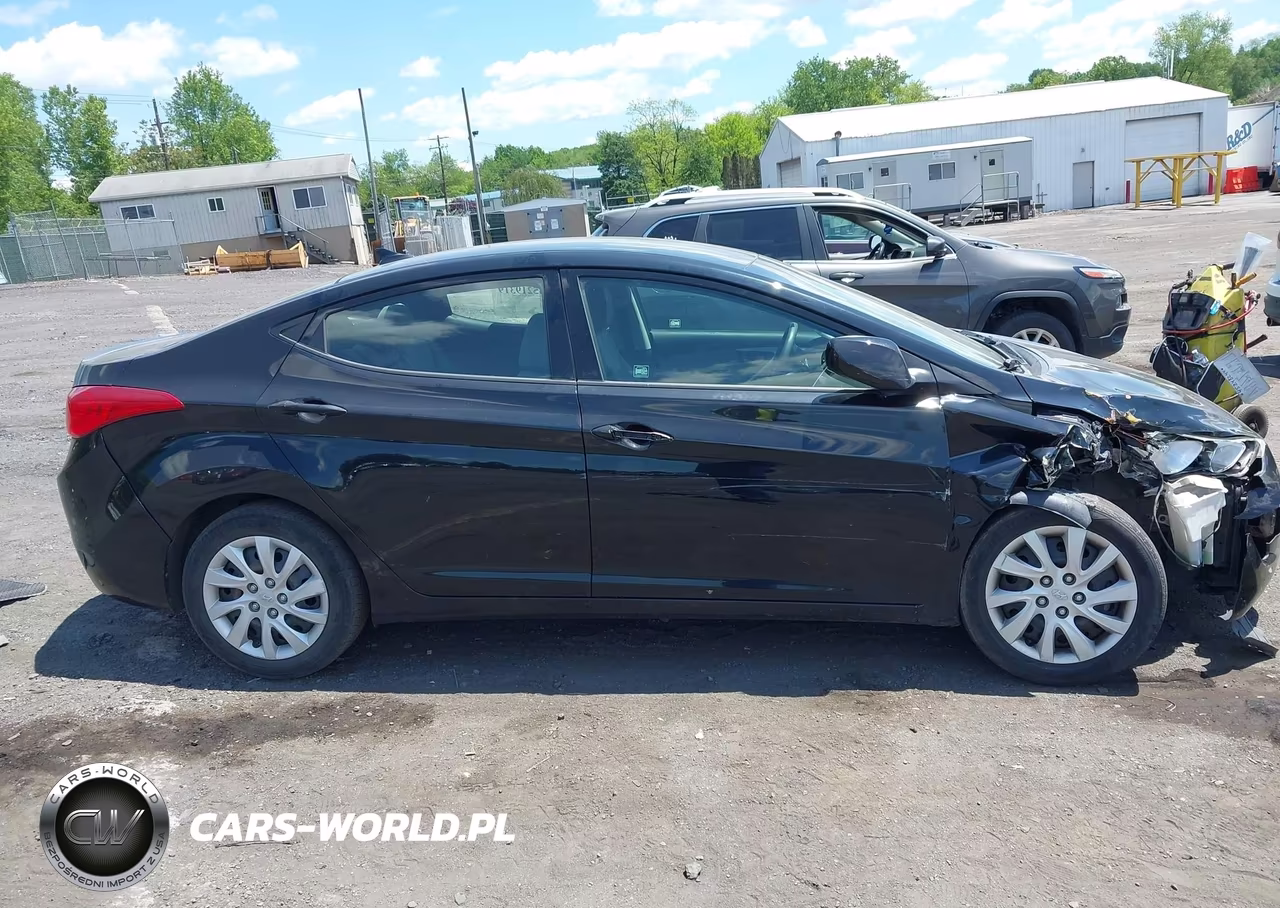 2013 Hyundai Elantra Gls VIN:5NPDH4AEXDH221478 - 13