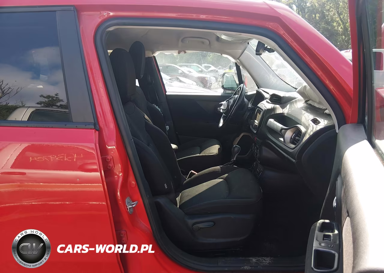 2016 Jeep Renegade Latitude VIN:ZACCJBBTXGPD03174 - 5