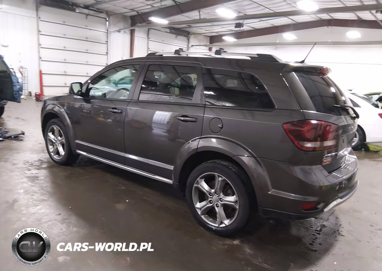 2017 Dodge Journey Crossroad Plus Awd VIN:3C4PDDGG8HT574552 - 3