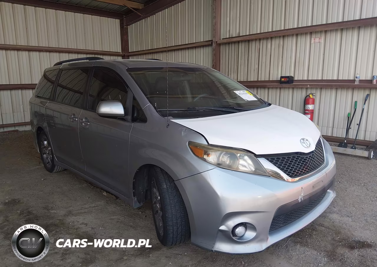 2011 Toyota Sienna Se – zdjęcie 1 z 16