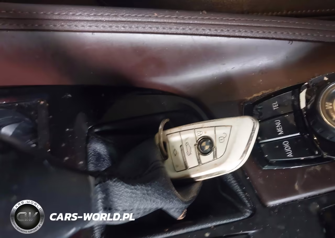 2017 BMW X1 Sdrive28I VIN:WBXHU7C36H5H32837 - 11