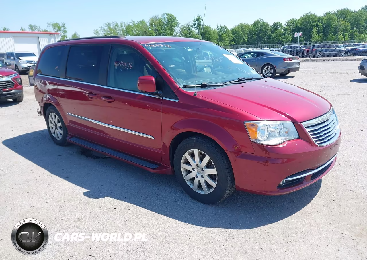 2015 Chrysler Town & Country Touring