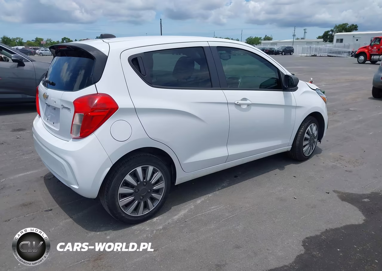 2017 Chevrolet Spark Ls Cvt VIN:KL8CB6SA4HC741321 - 4