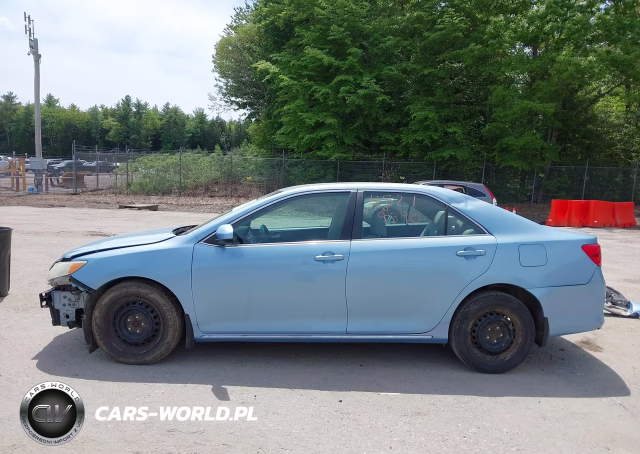 2013 Toyota Camry Le VIN:4T1BF1FK6DU644795 - 14