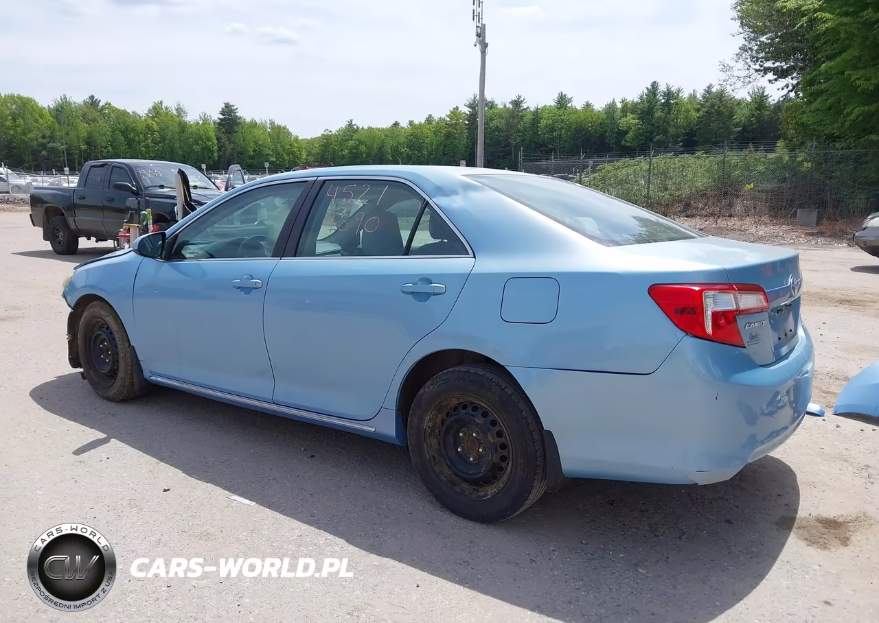 2013 Toyota Camry Le VIN:4T1BF1FK6DU644795 - 3