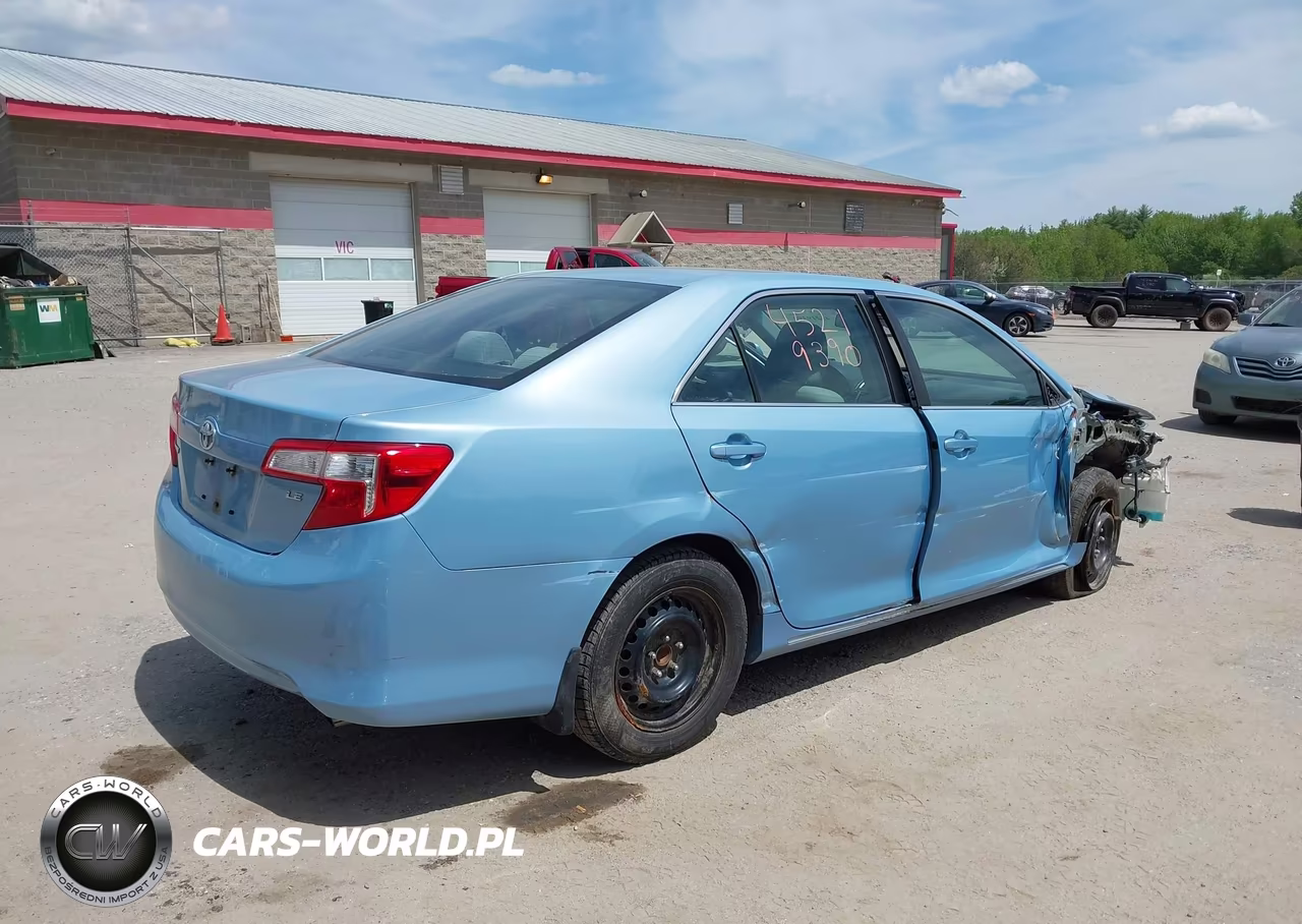 2013 Toyota Camry Le VIN:4T1BF1FK6DU644795 - 4