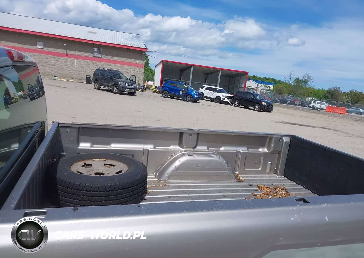 2002 GMC Sierra 1500 Standard VIN:1GTEC14W72Z119163 - 8