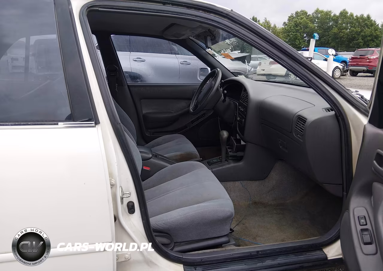 1995 Toyota Camry Le VIN:JT2SK12E7S0323006 - 5