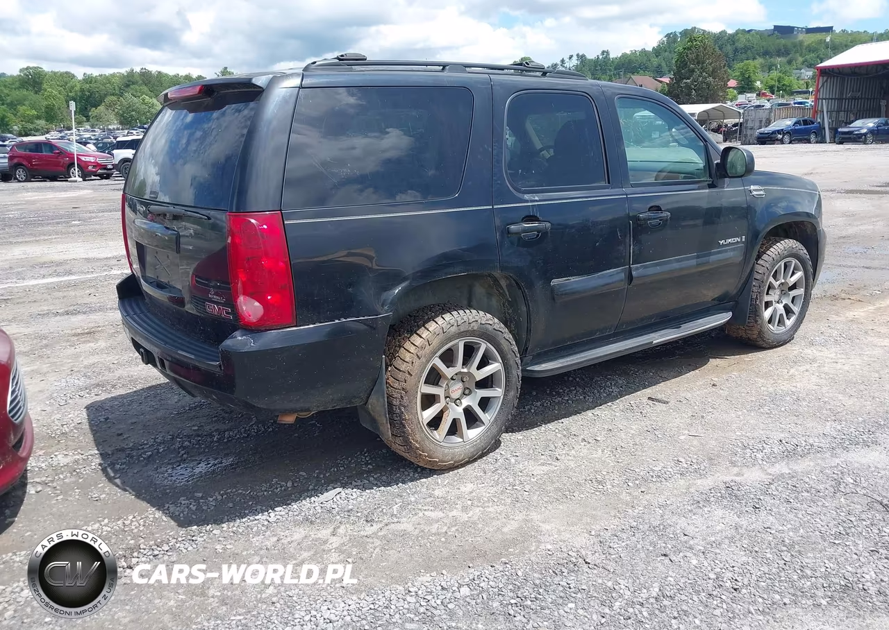 2007 GMC Yukon Sle VIN:1GKFK13007R326641 - 4