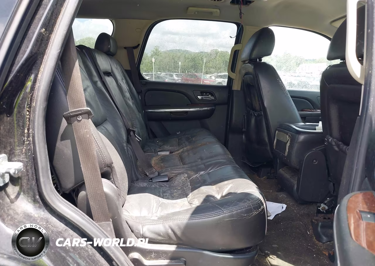 2007 GMC Yukon Sle VIN:1GKFK13007R326641 - 8