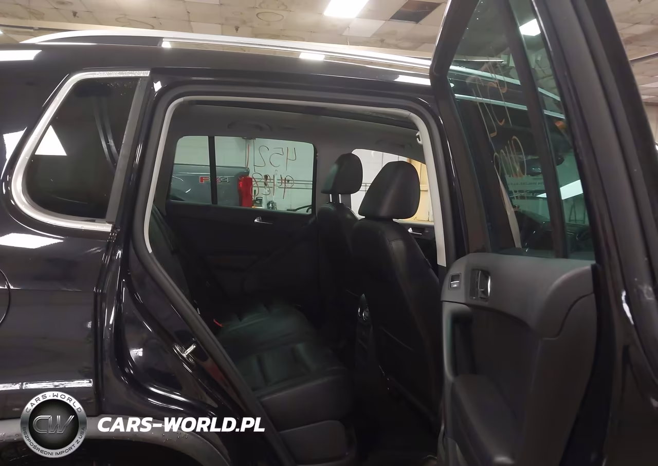 2016 Volkswagen Tiguan Sel VIN:WVGAV7AX4GW551237 - 8