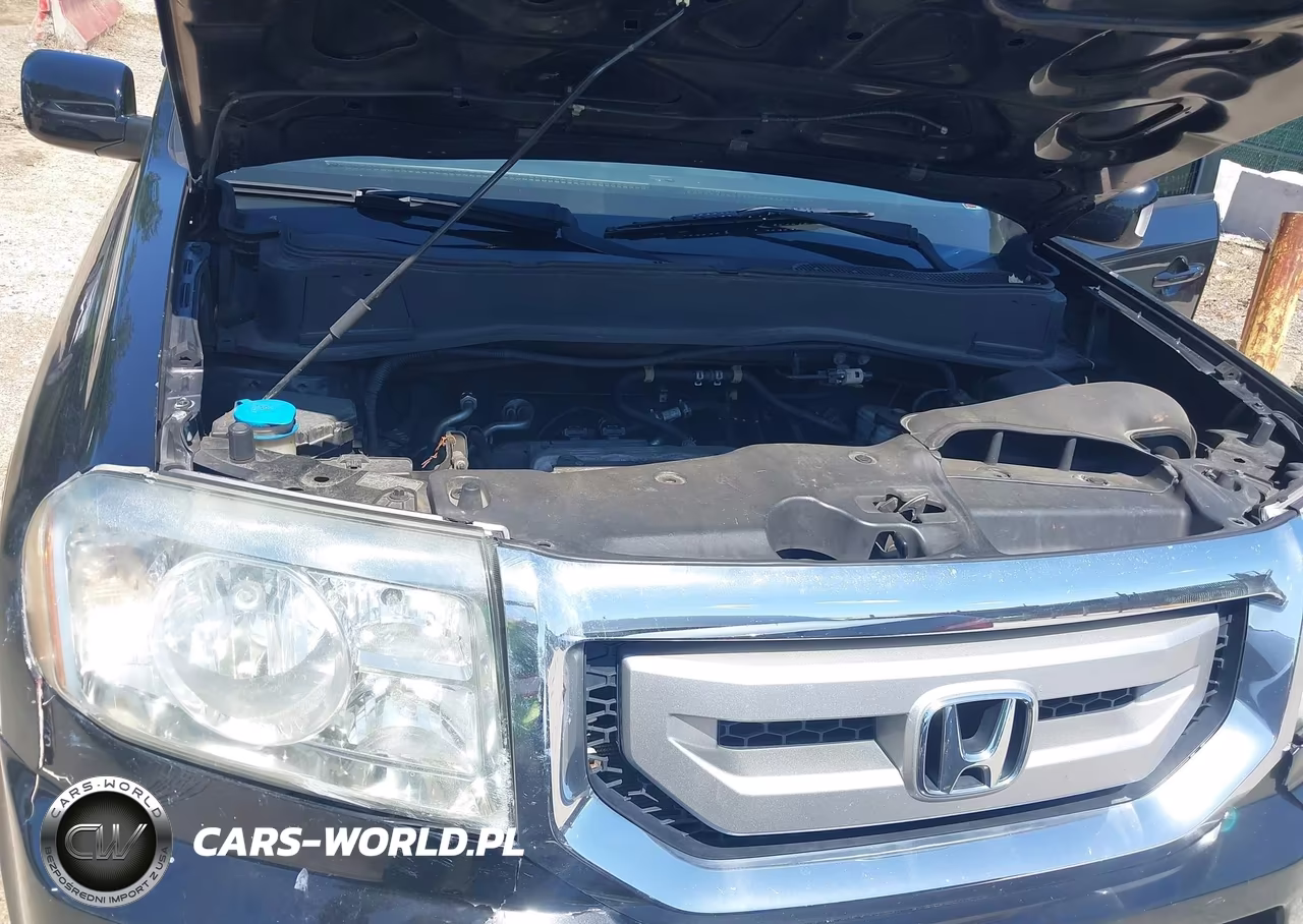 2011 Honda Pilot Touring VIN:5FNYF4H98BB071849 - 10