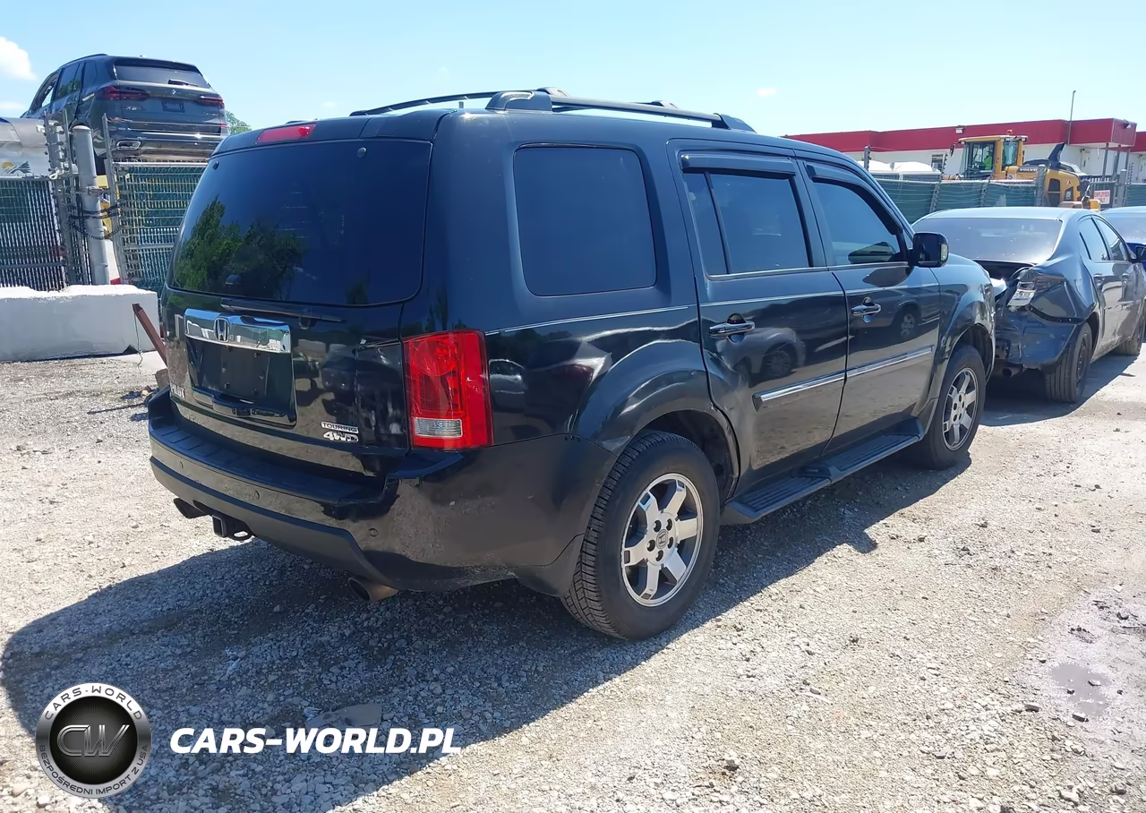 2011 Honda Pilot Touring VIN:5FNYF4H98BB071849 - 4
