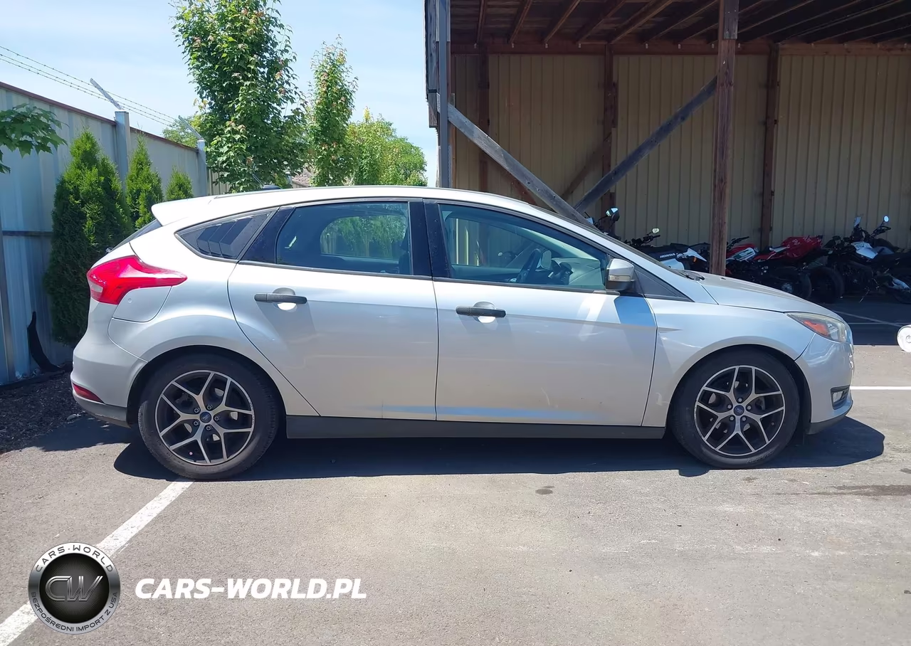 2017 Ford Focus Sel VIN:1FADP3M25HL344305 - 13