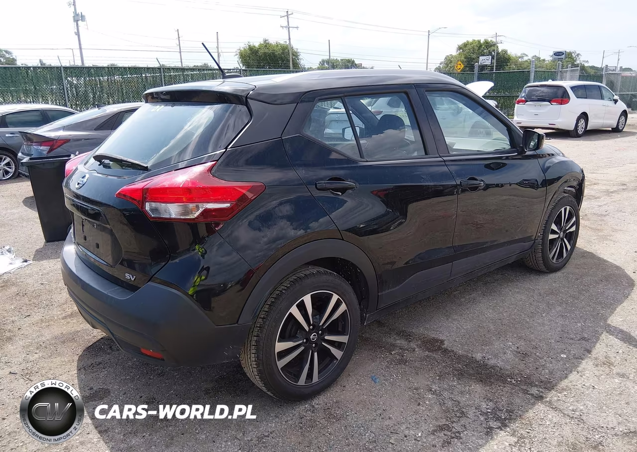 2019 Nissan Kicks Sv VIN:3N1CP5CU5KL524516 - 4