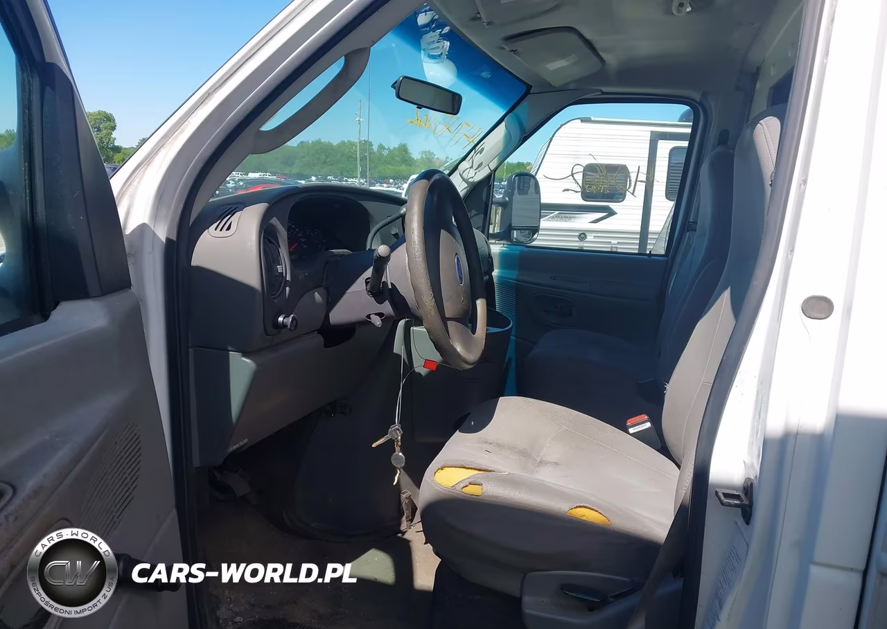 2005 Ford E-350 Cutaway Standard VIN:1FDWE35L05HA78203 - 7