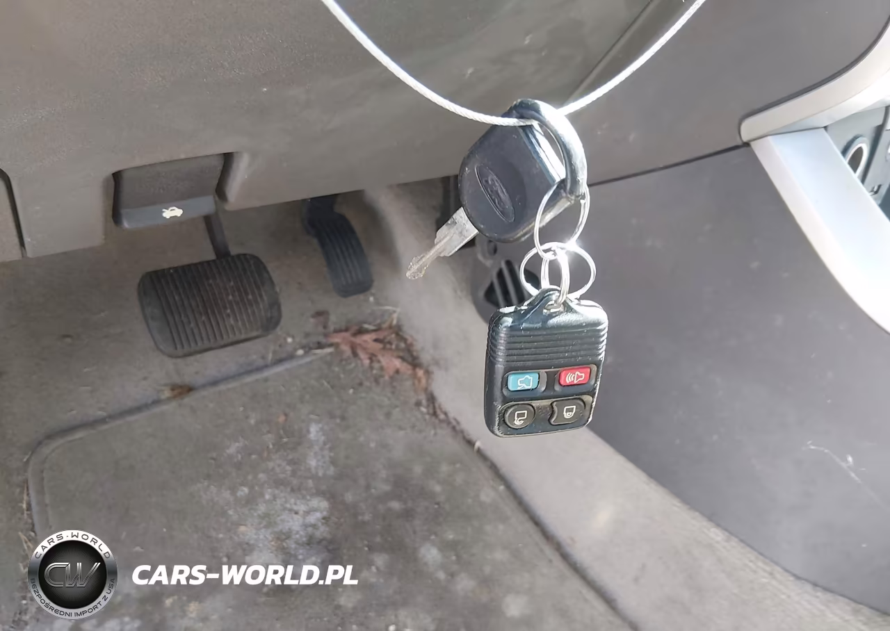 2010 Ford Focus Ses VIN:1FAHP3GN0AW166590 - 11