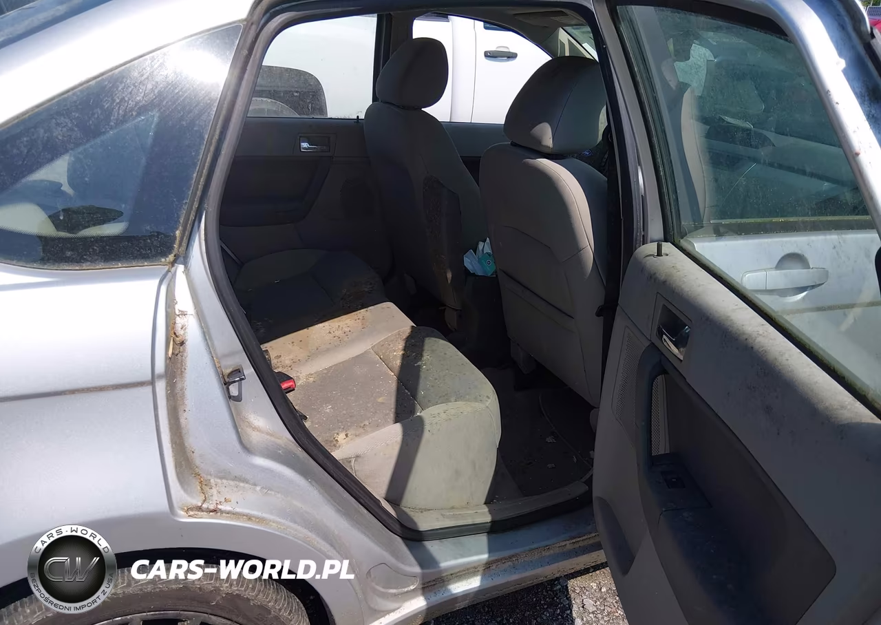 2010 Ford Focus Ses VIN:1FAHP3GN0AW166590 - 8