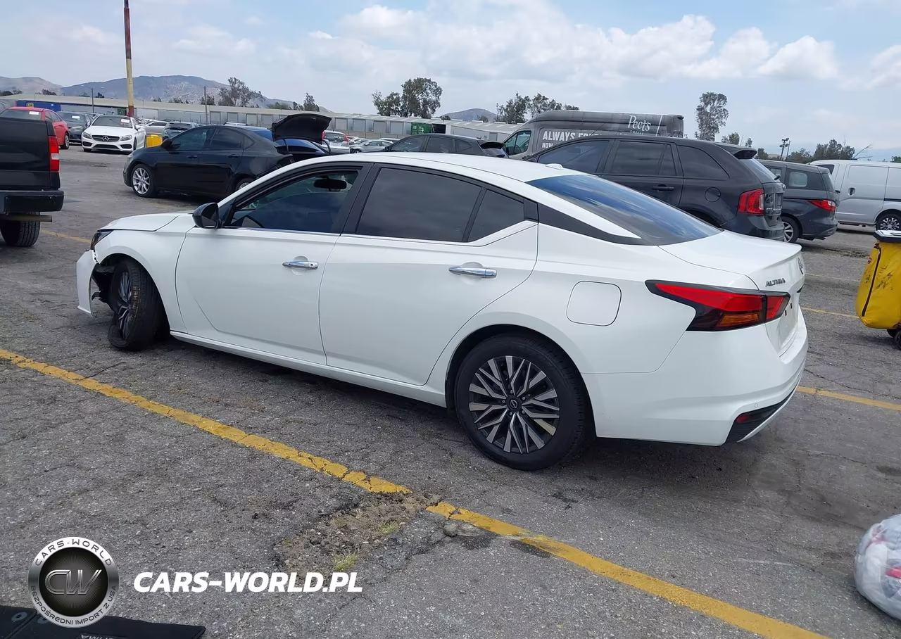 2025 Nissan Altima Sv Fwd VIN:1N4BL4DV0SN362600 - 3