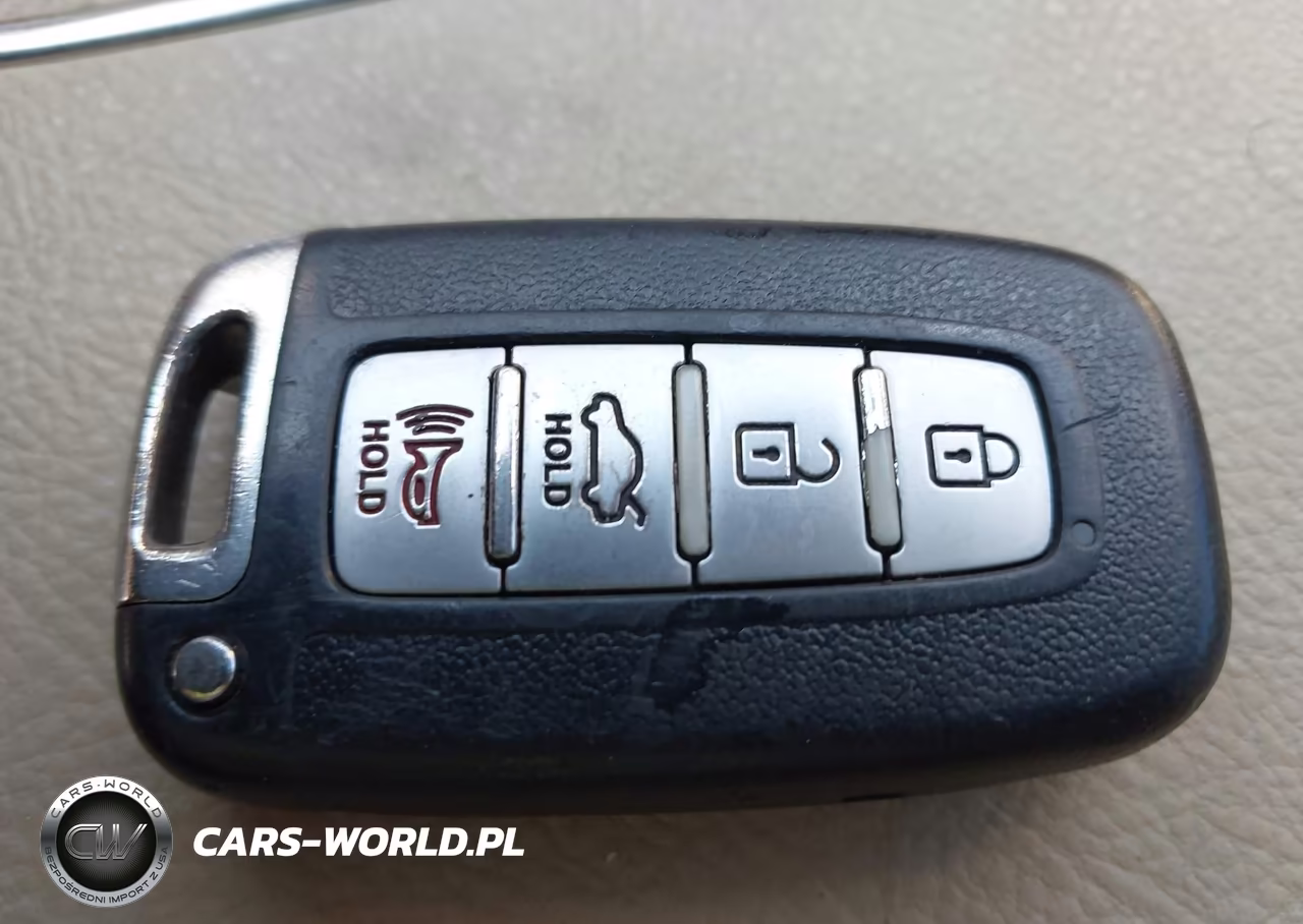 2013 Hyundai Genesis 3.8 VIN:KMHGC4DD1DU233521 - 11