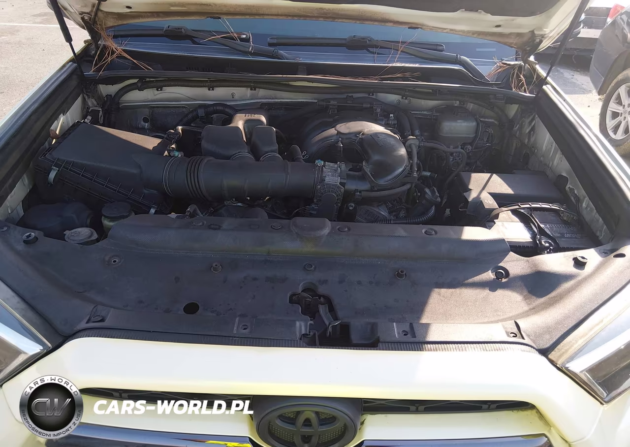 2019 Toyota 4Runner Limited Nightshade VIN:JTEBU5JR0K5675789 - 10