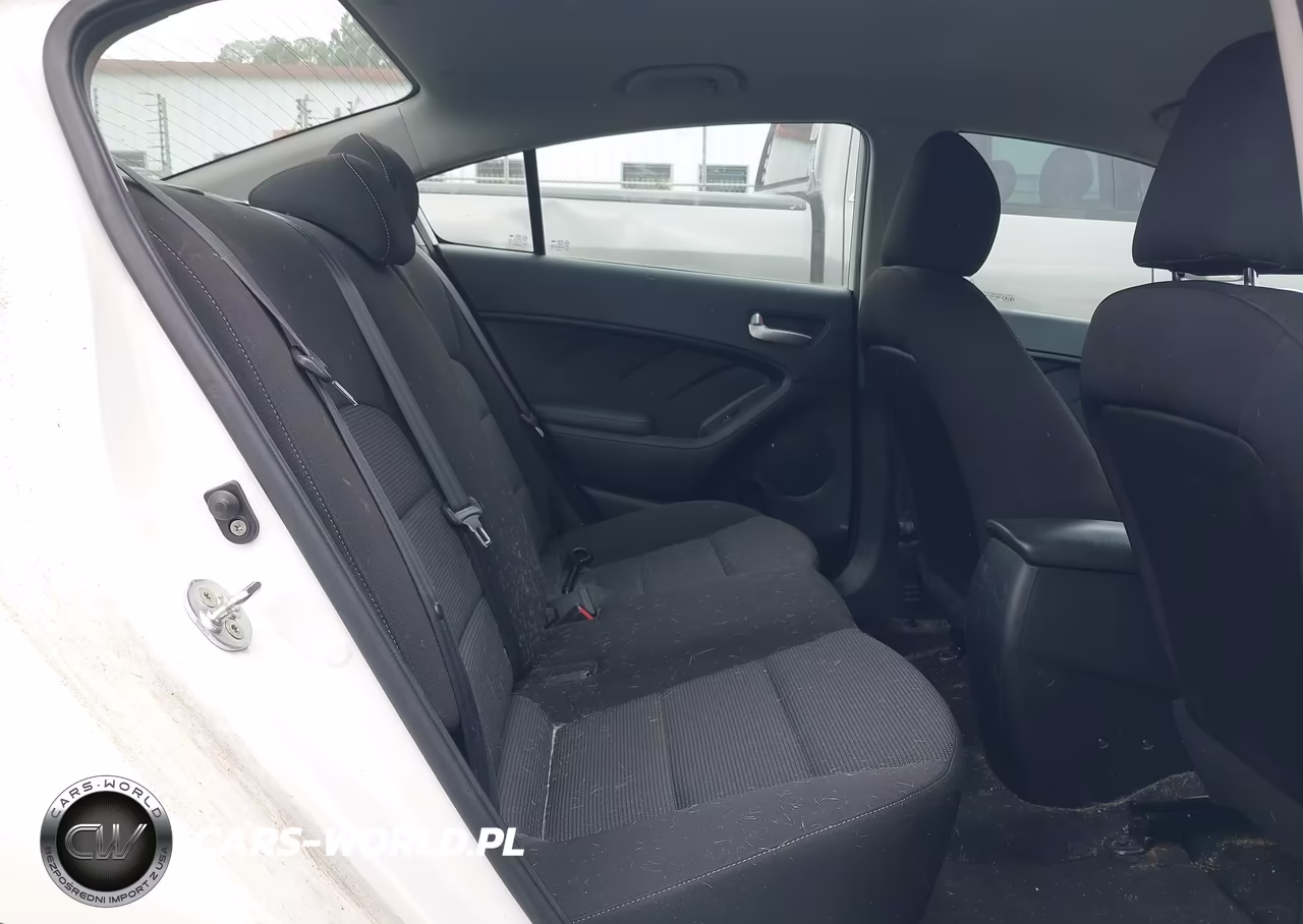 2017 Kia Forte Lx VIN:3KPFK4A73HE101379 - 8