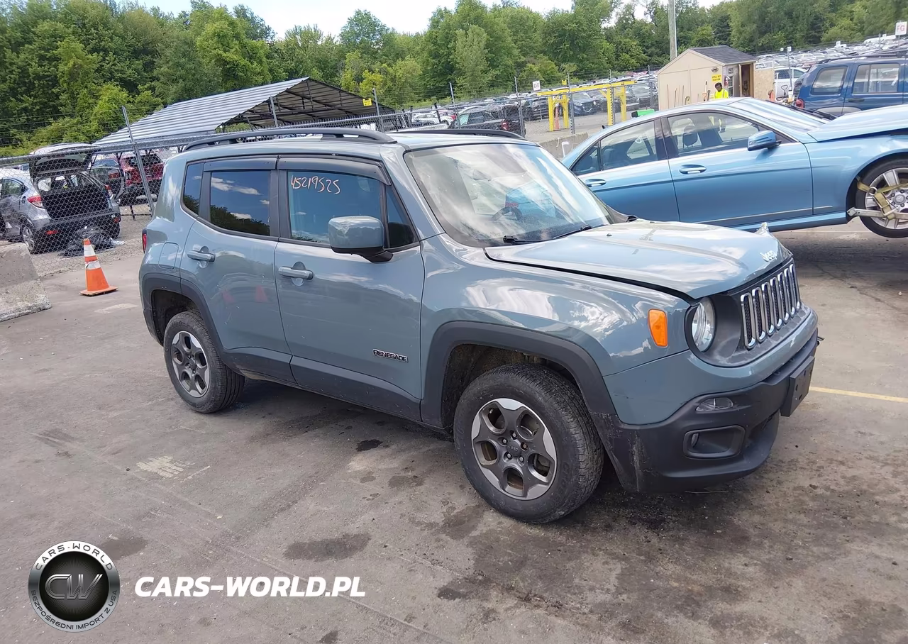 2017 Jeep Renegade Latitude 4X4 – zdjęcie 1 z 16