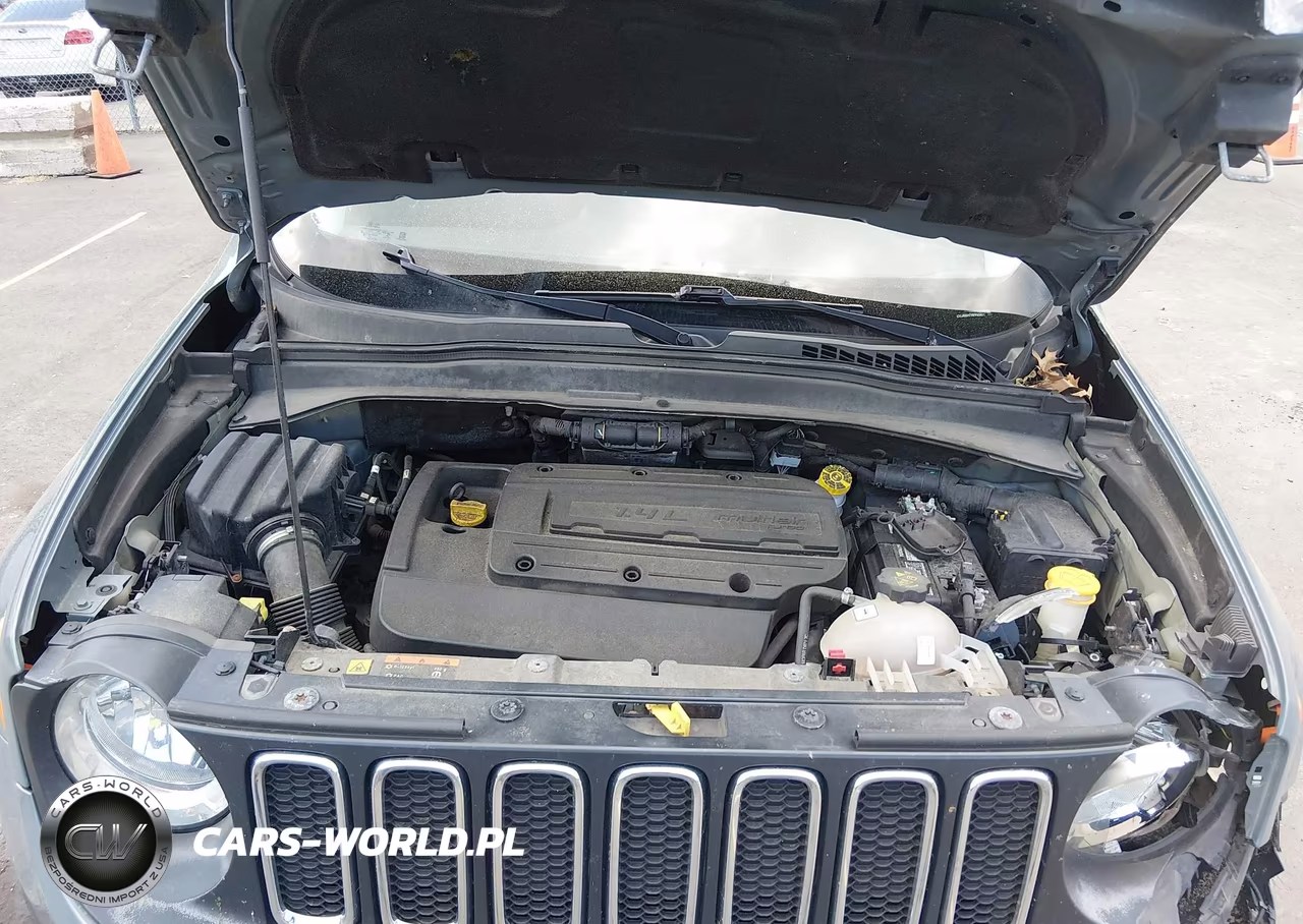2017 Jeep Renegade Latitude 4X4 VIN:ZACCJBBH7HPF93421 - 10