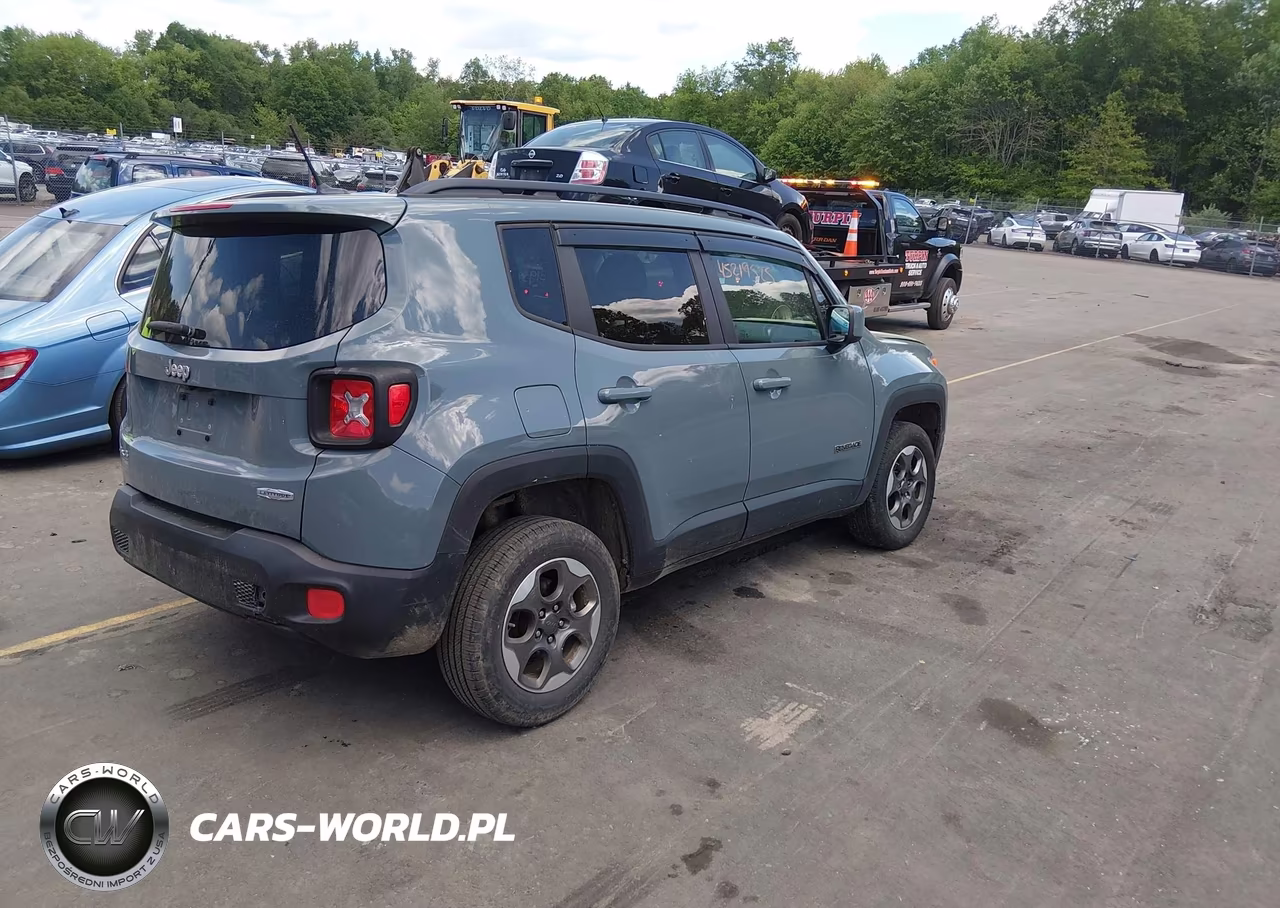 2017 Jeep Renegade Latitude 4X4 VIN:ZACCJBBH7HPF93421 - 4