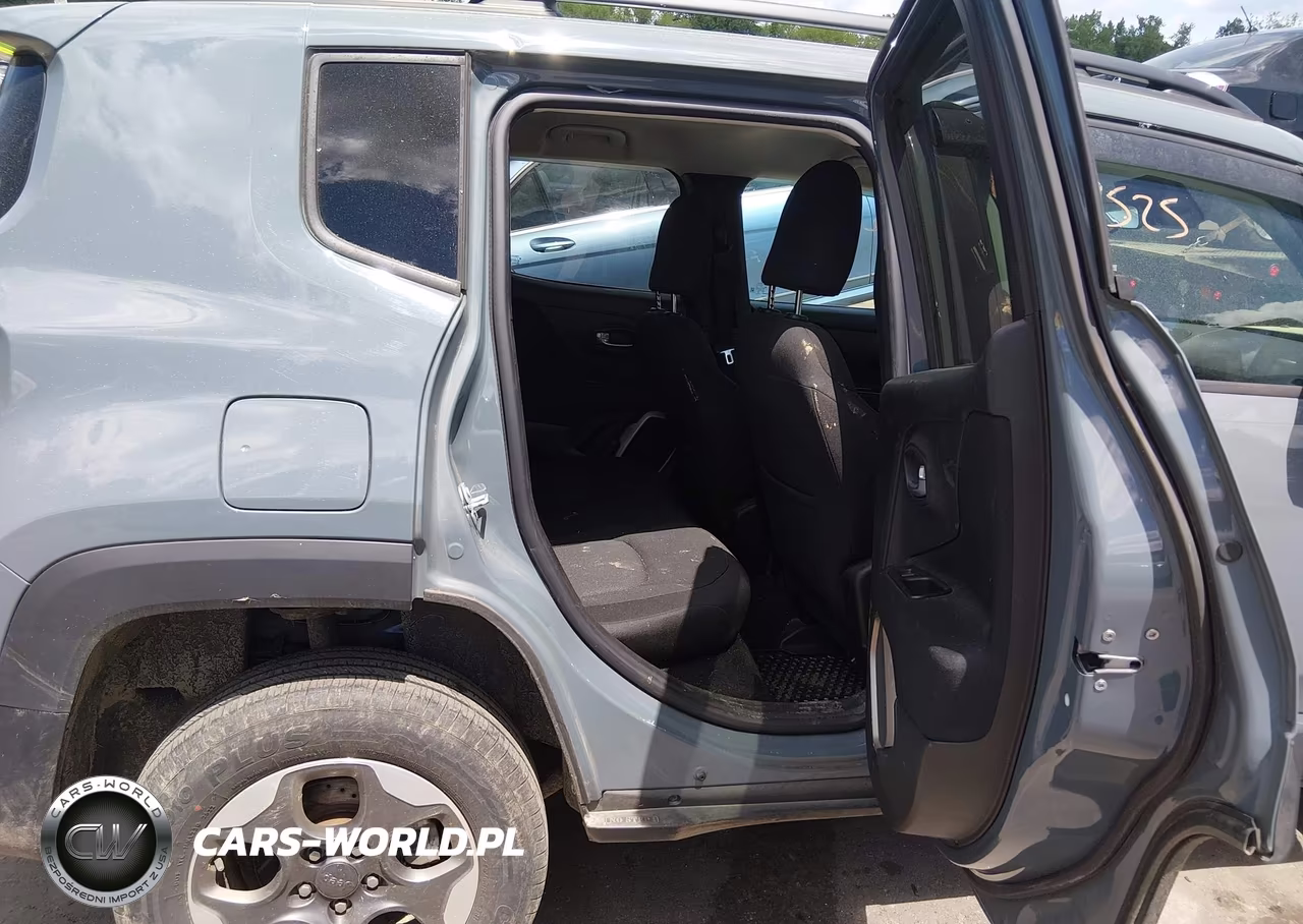 2017 Jeep Renegade Latitude 4X4 VIN:ZACCJBBH7HPF93421 - 8