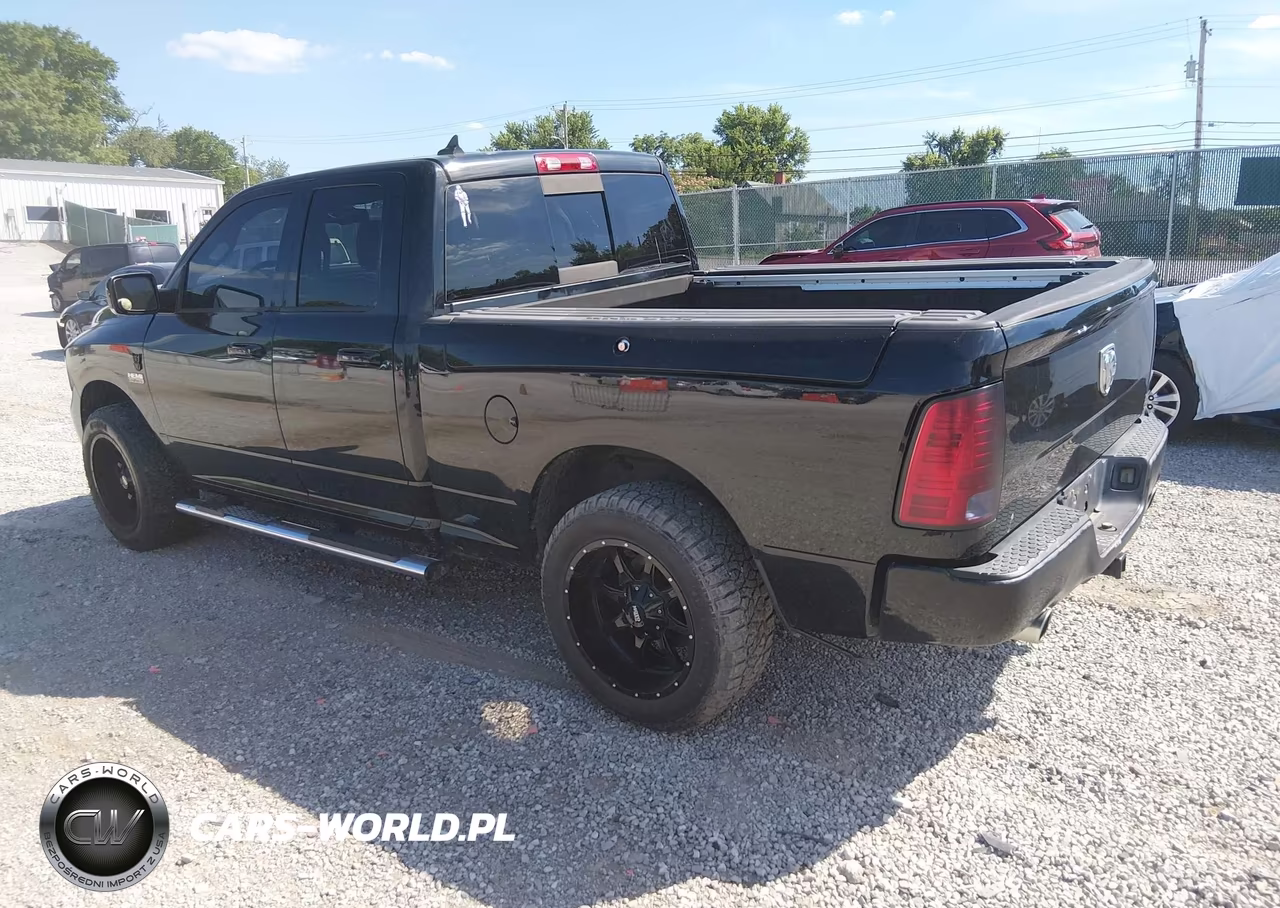 2014 Ram 1500 Sport VIN:1C6RR6HT5ES129224 - 3
