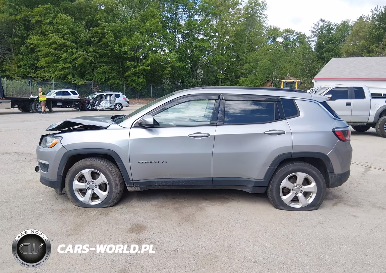 2017 Jeep New Compass Latitude 4X4 VIN:3C4NJDBB6HT665072 - 14