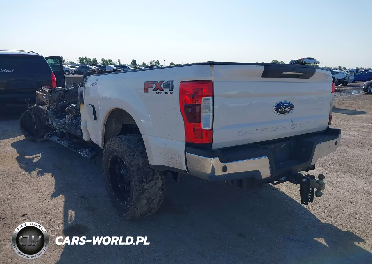 2017 Ford F-250 Lariat VIN:1FT7W2BT5HEC42586 - 3