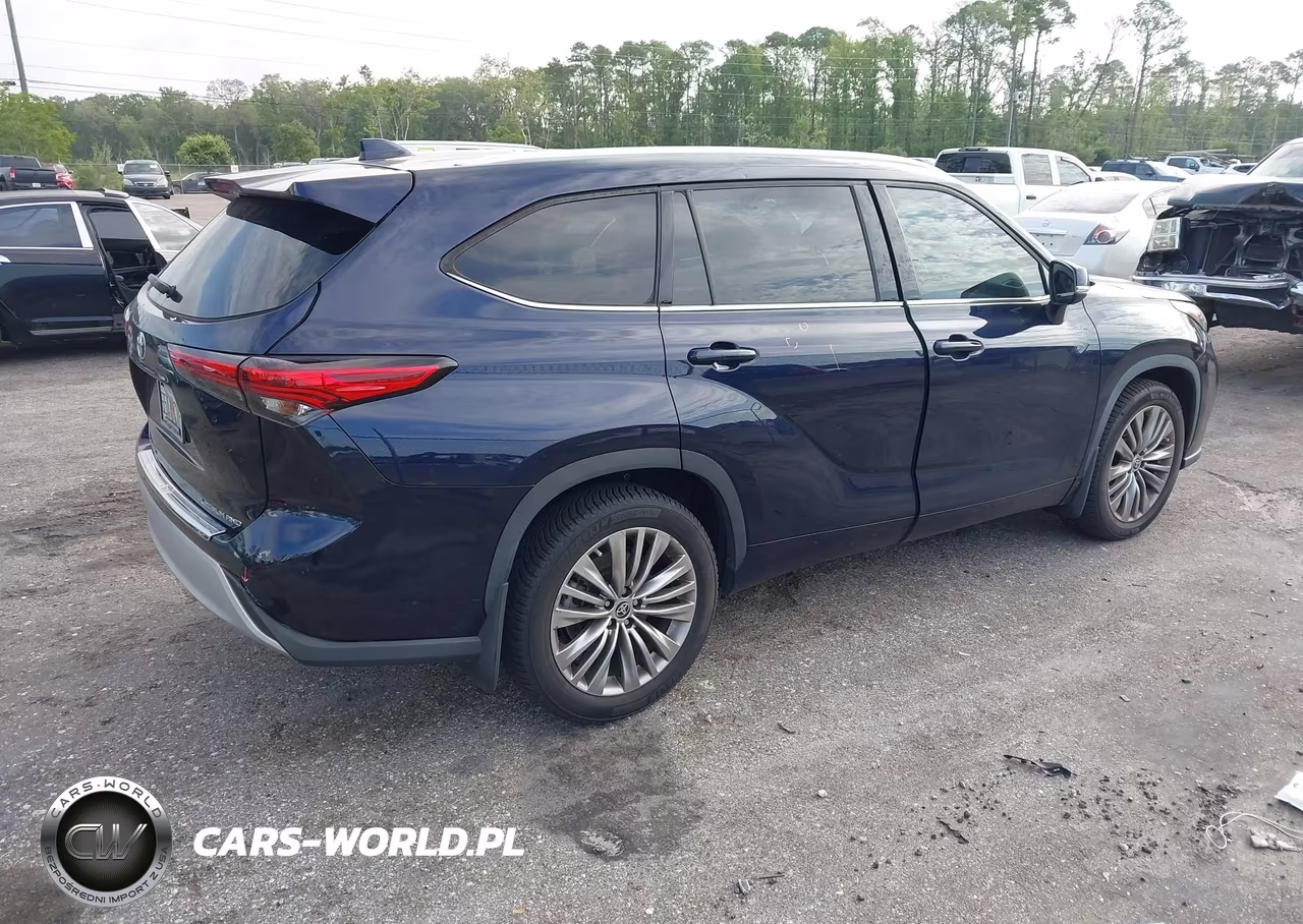2021 Toyota Highlander Platinum VIN:5TDFZRBH2MS118609 - 4