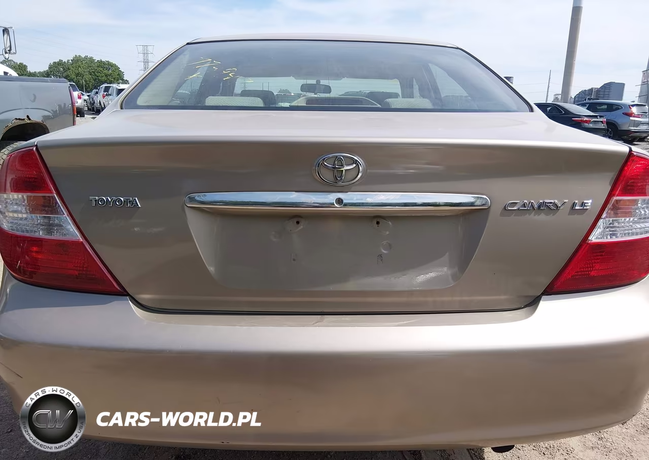 2003 Toyota Camry Le VIN:4T1BE32K23U774947 - 16