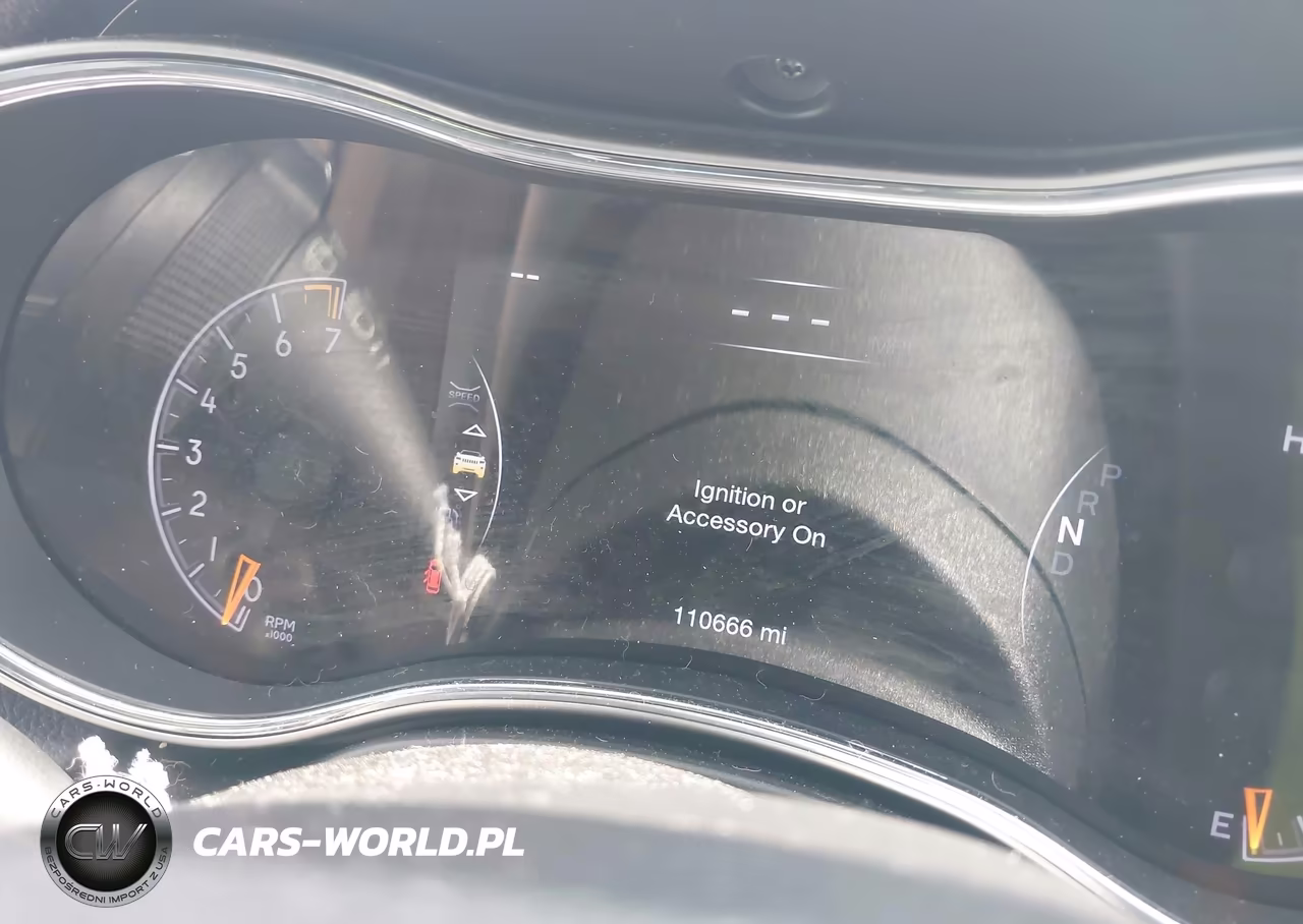 2018 Jeep Grand Cherokee Altitude 4X4 VIN:1C4RJFAG9JC217680 - 7