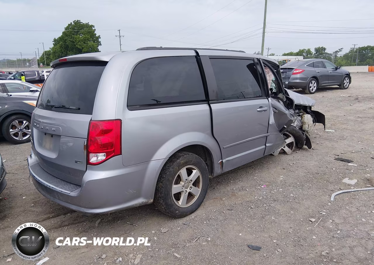 2013 Dodge Grand Caravan Sxt VIN:2C4RDGCG5DR580905 - 4