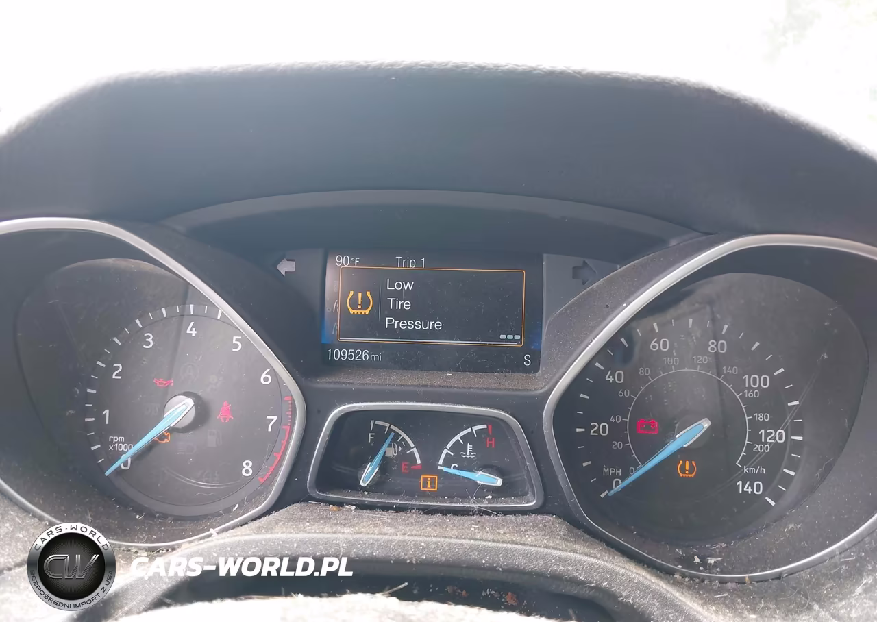 2018 Ford Focus Se VIN:1FADP3FE6JL255162 - 7
