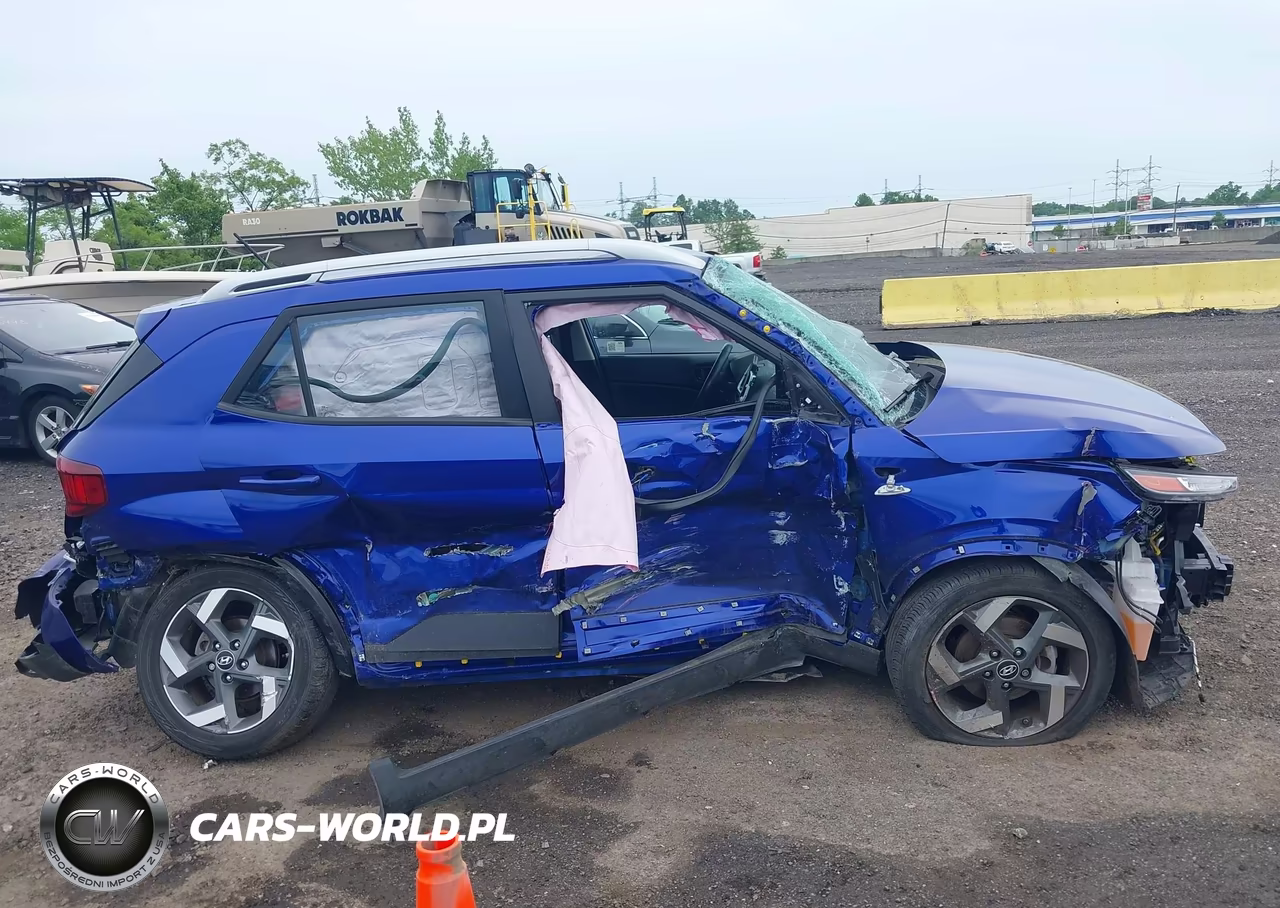 2024 Hyundai Venue Limited VIN:KMHRC8A39RU327522 - 13