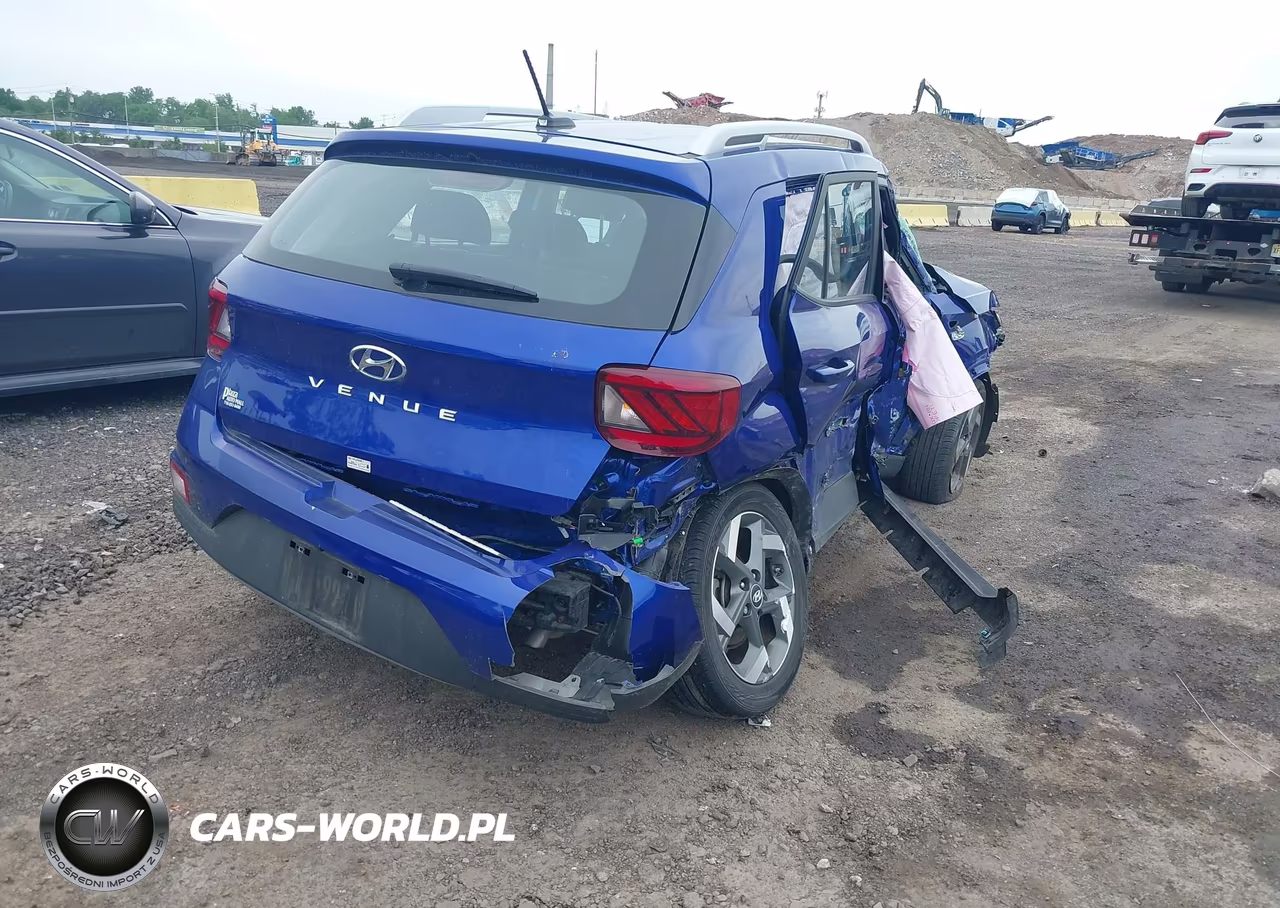2024 Hyundai Venue Limited VIN:KMHRC8A39RU327522 - 4