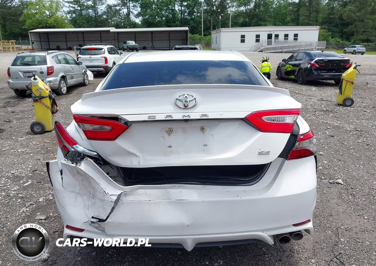 2018 Toyota Camry Se VIN:4T1B11HK2JU093174 - 16