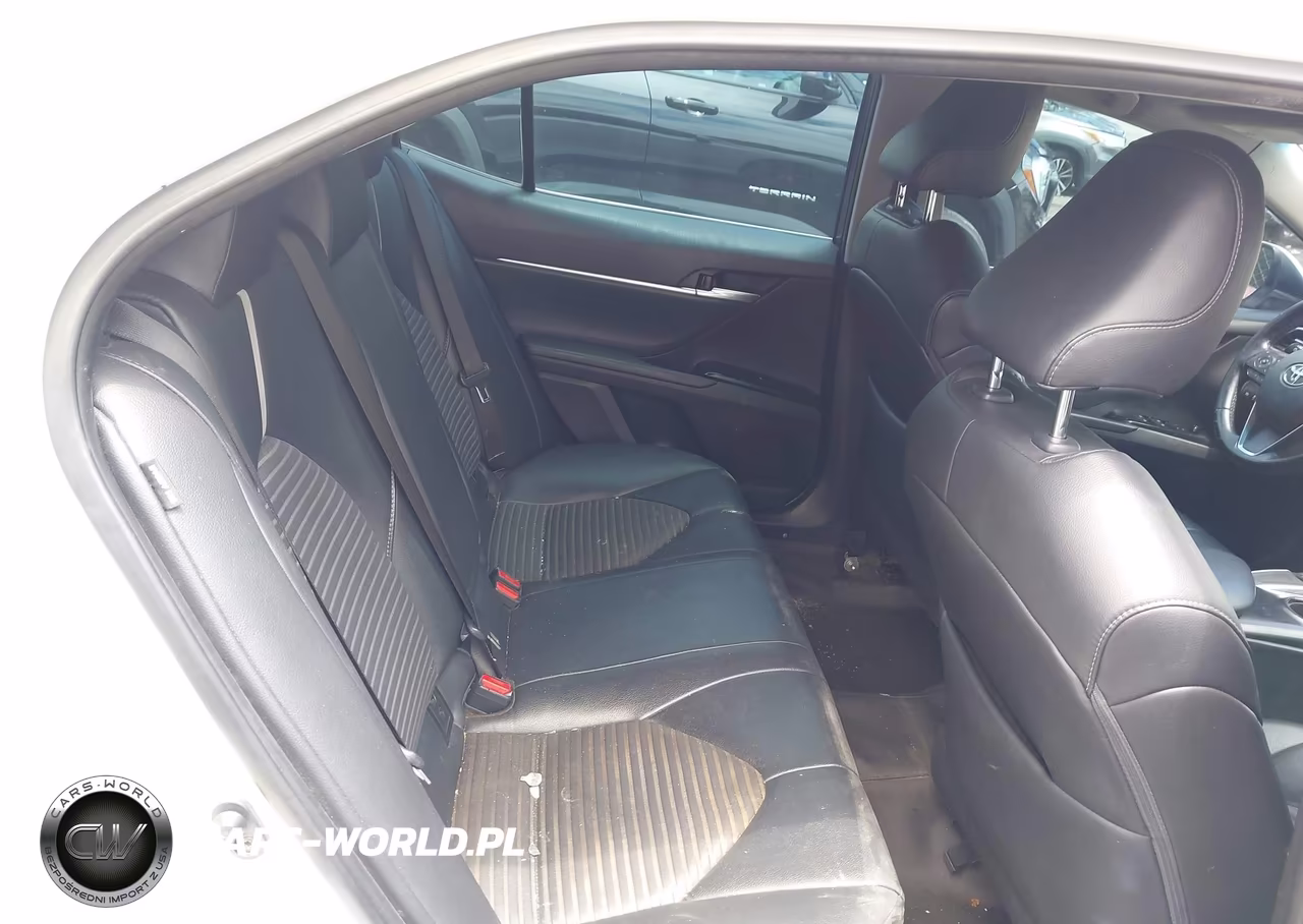 2018 Toyota Camry Se VIN:4T1B11HK2JU093174 - 8