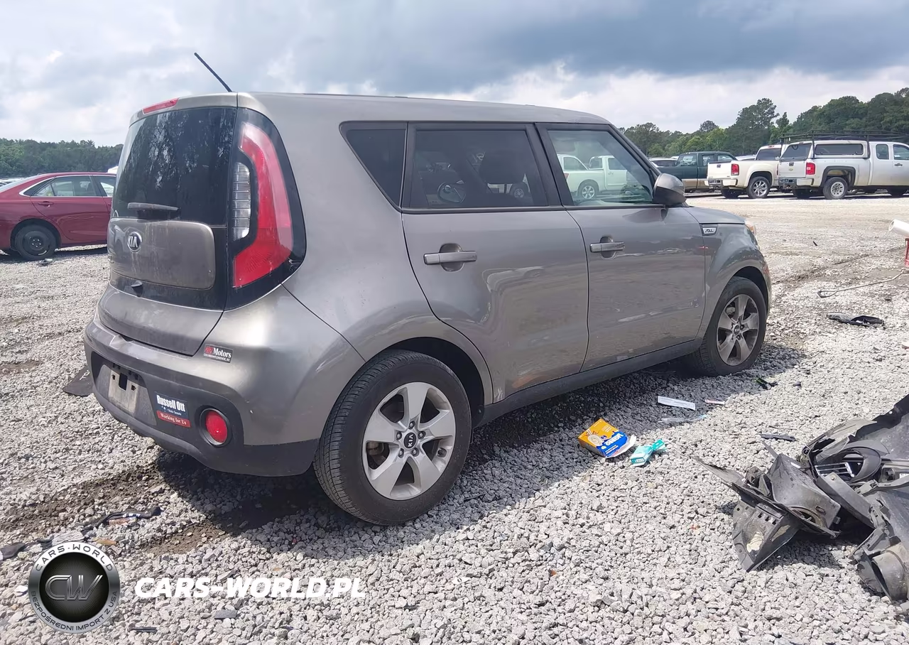 2018 Kia Soul VIN:KNDJN2A20J7566881 - 4