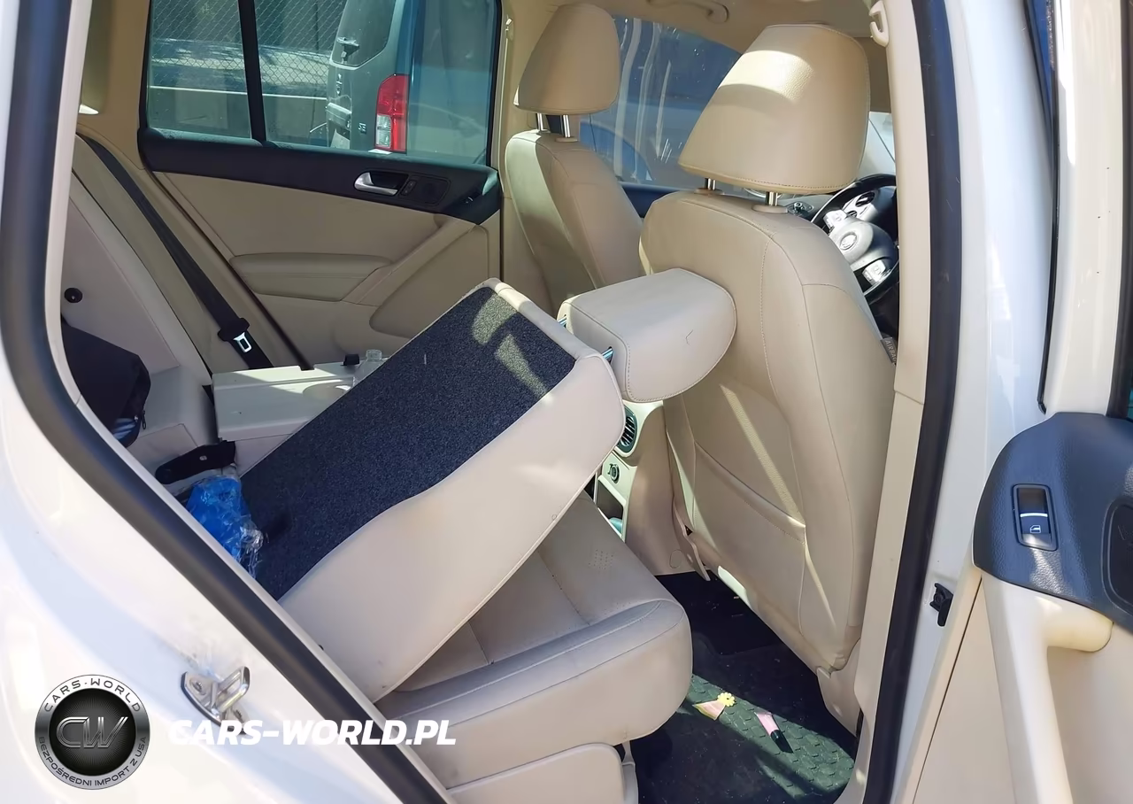 2013 Volkswagen Tiguan Se VIN:WVGAV3AX1DW563009 - 8