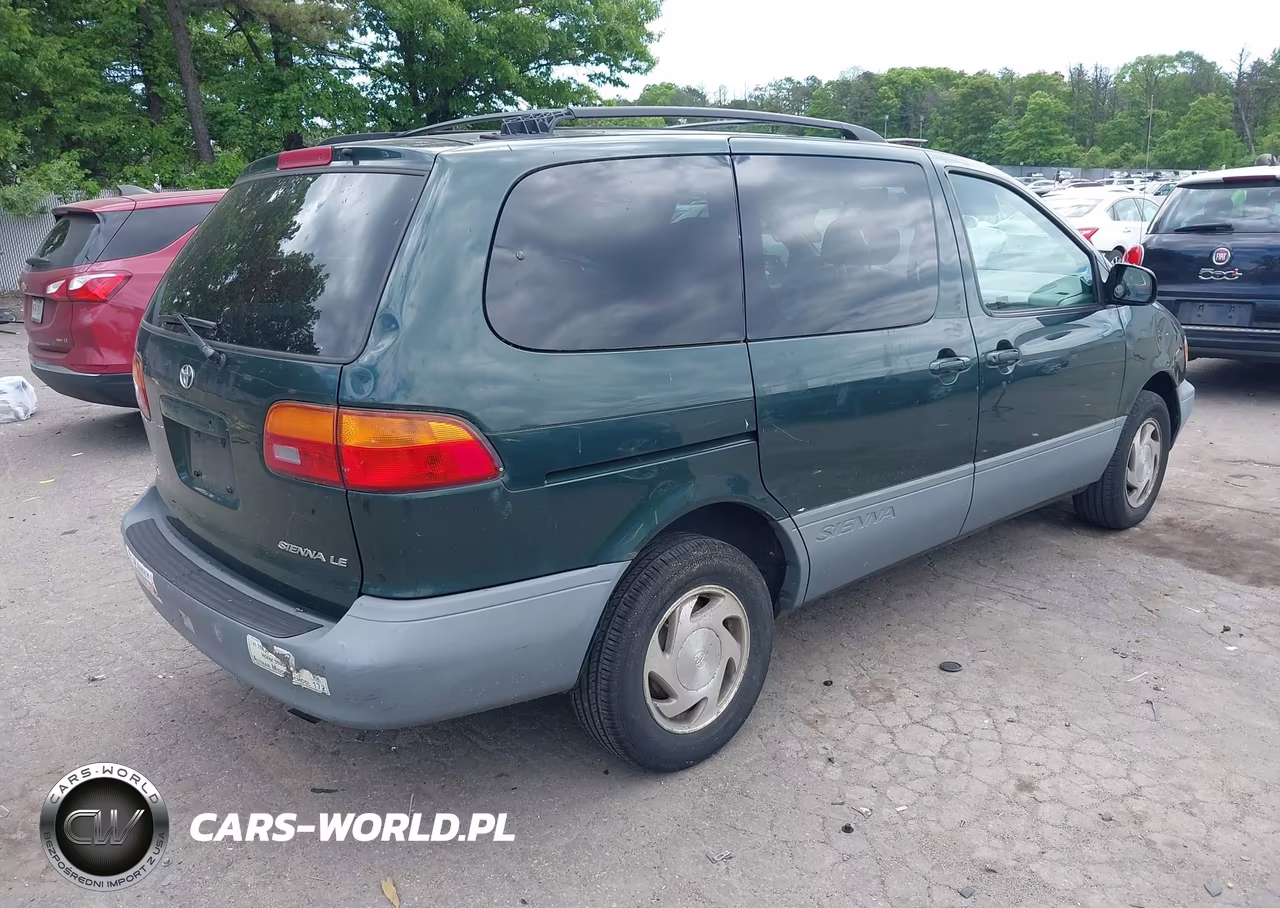 1999 Toyota Sienna Le VIN:4T3ZF13CXXU131542 - 4