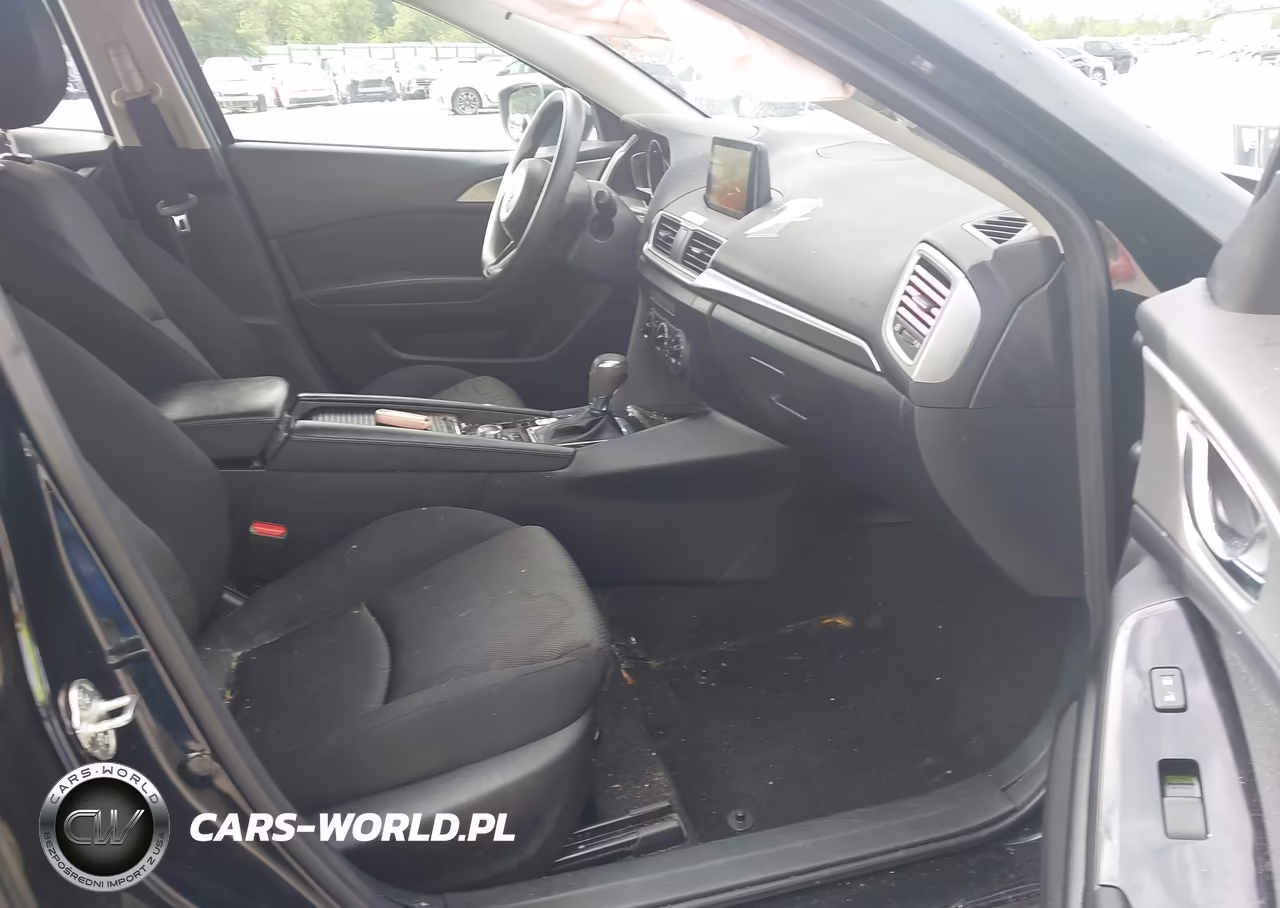 2018 Mazda Mazda3 Sport VIN:3MZBN1U73JM229193 - 5