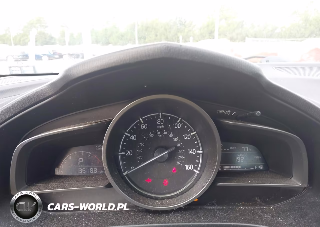 2018 Mazda Mazda3 Sport VIN:3MZBN1U73JM229193 - 7