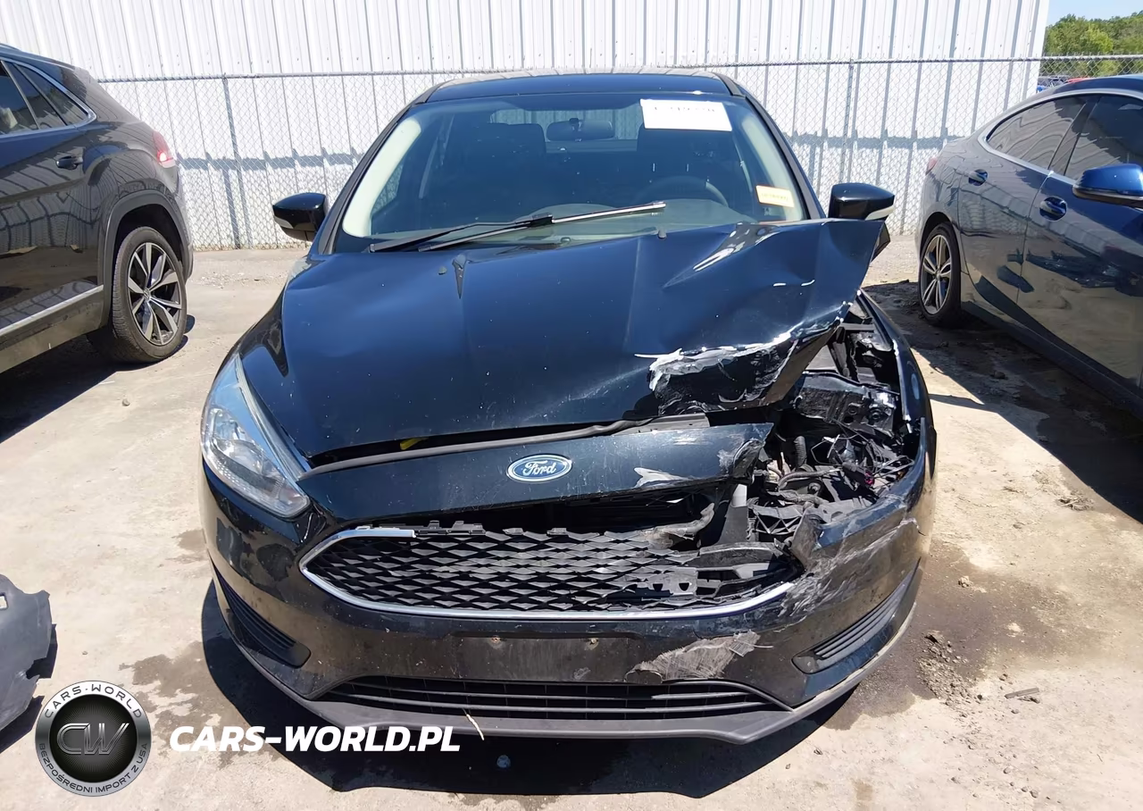2017 Ford Focus Se VIN:1FADP3F23HL302731 - 12